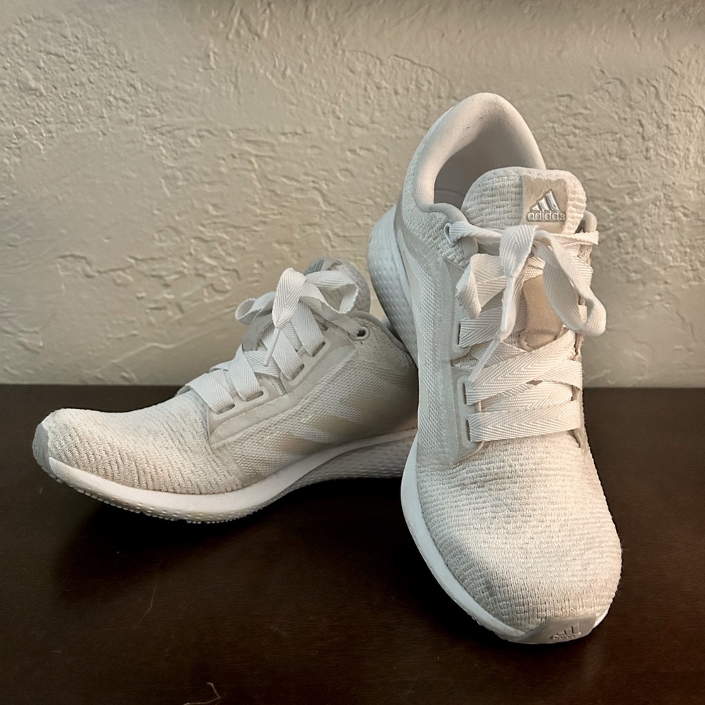 Adidas Edge Lux 4 Women’s Size 9
